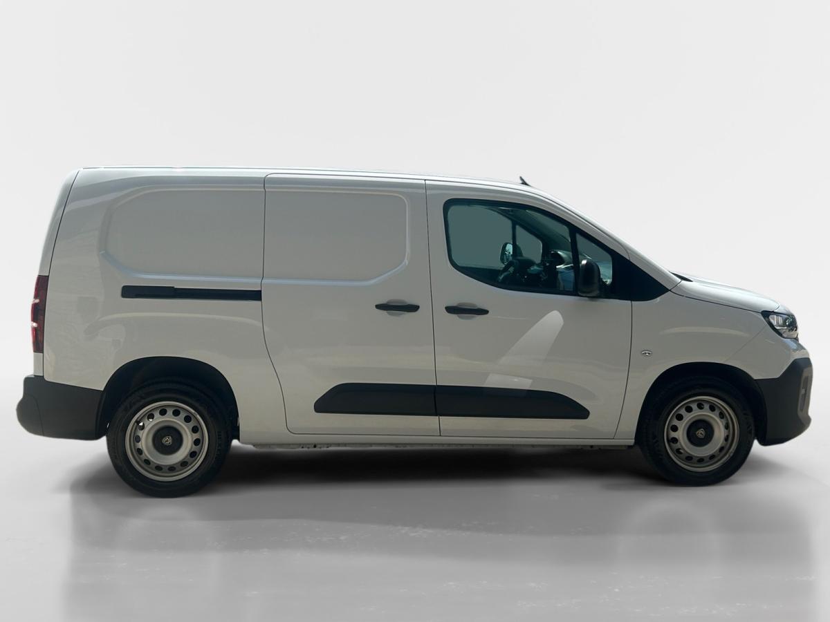 peugeot-partner-2025-diesel-1499cc