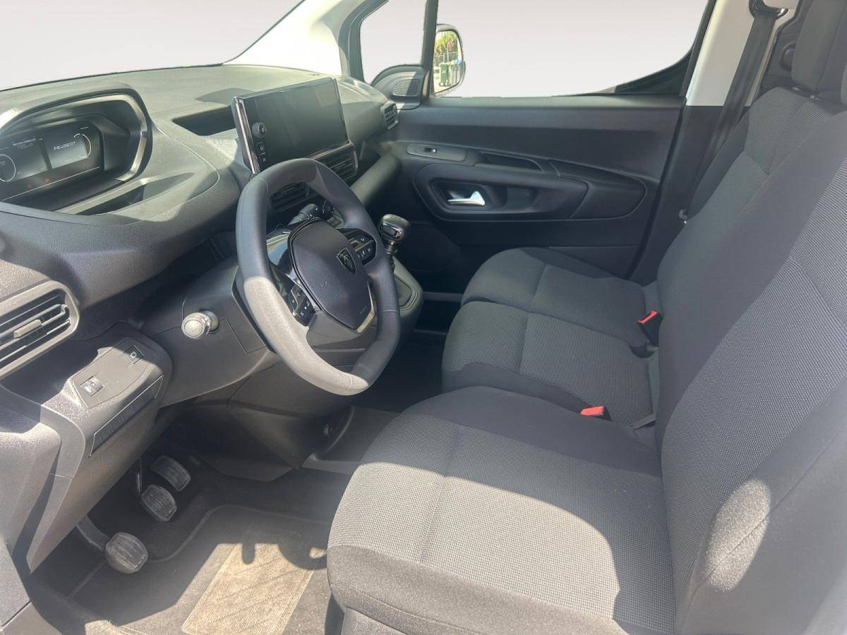 peugeot-partner-2025-diesel-1499cc
