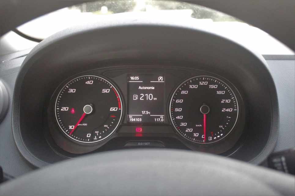 seat-ibiza-2017-diesel-1422cc