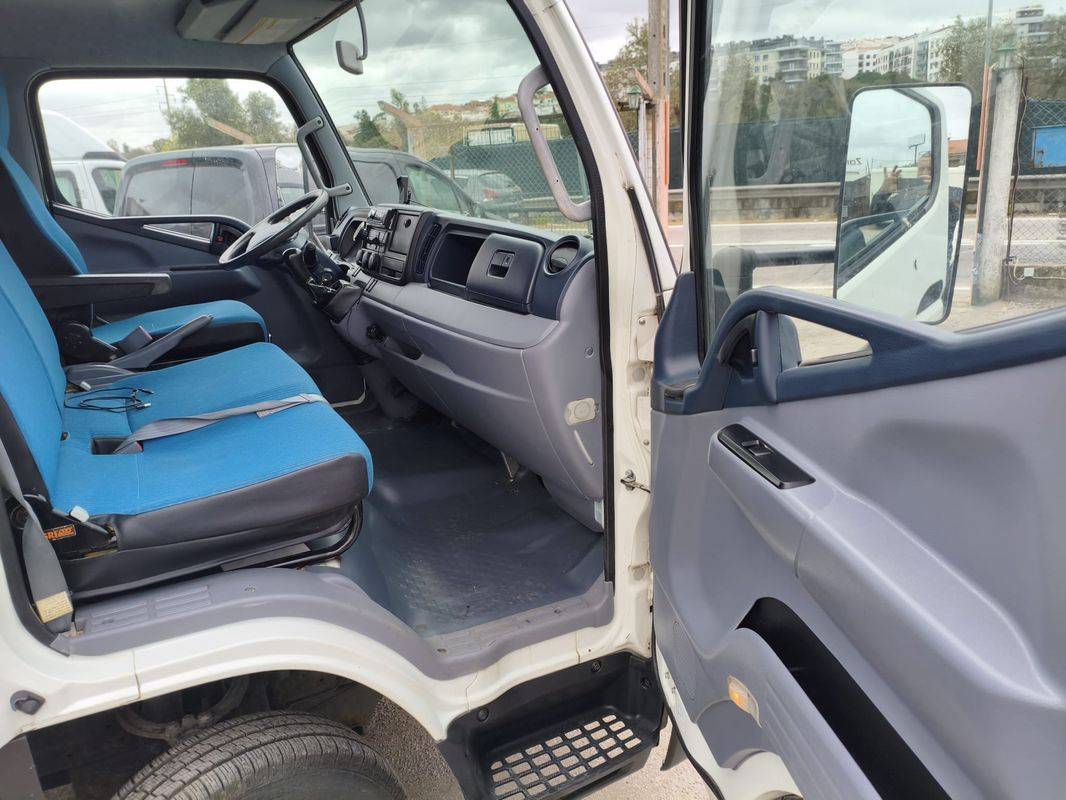 mitsubishi-canter-2015-diesel-2998cc