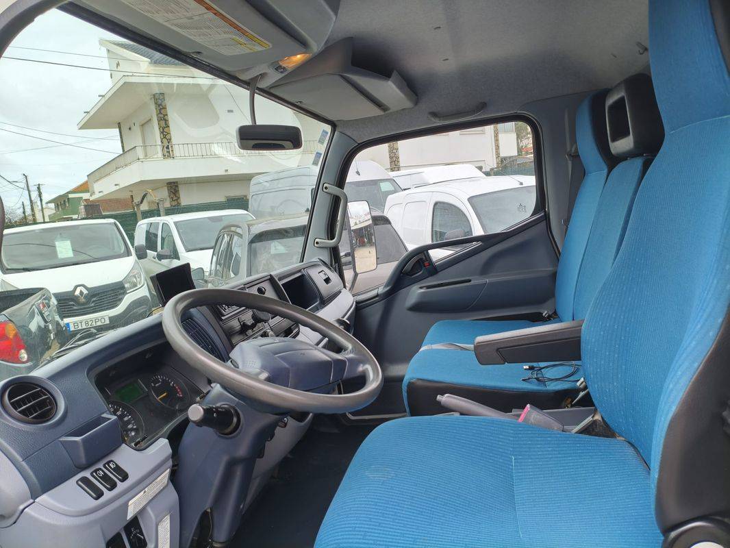 mitsubishi-canter-2015-diesel-2998cc