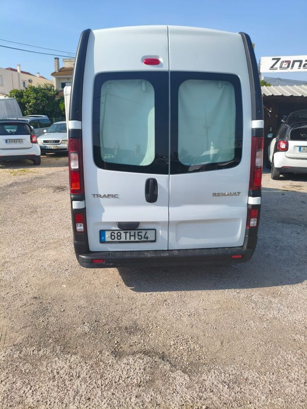 renault-trafic-2017-diesel-1598cc
