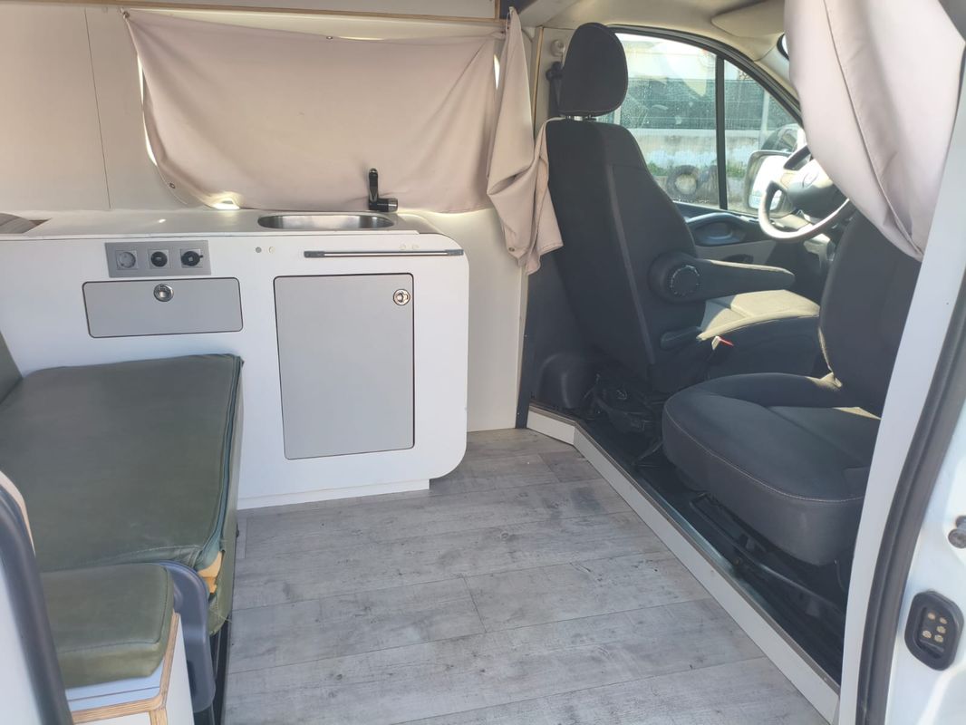 renault-trafic-2017-diesel-1598cc