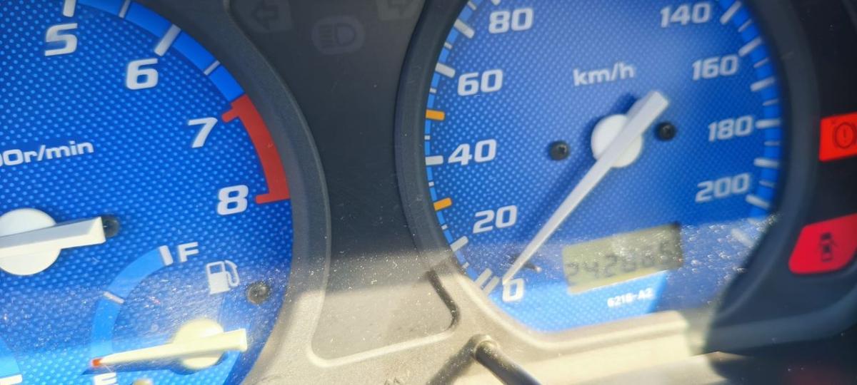 honda-hr-v-1999-gasolina-1590cc