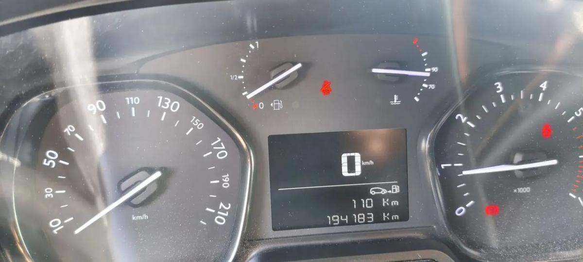 citroen-jumpy-2018-diesel-1997cc