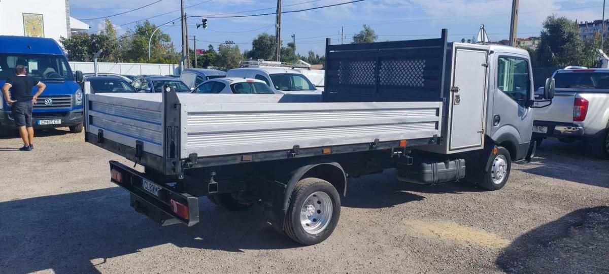nissan-cabstar-2012-diesel-2488cc