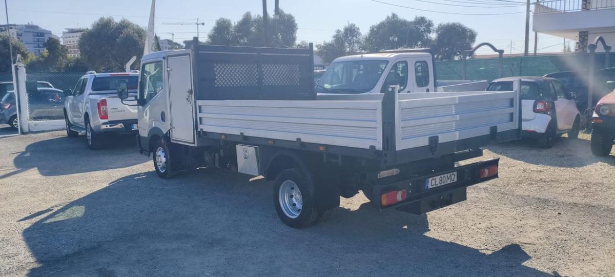 nissan-cabstar-2012-diesel-2488cc