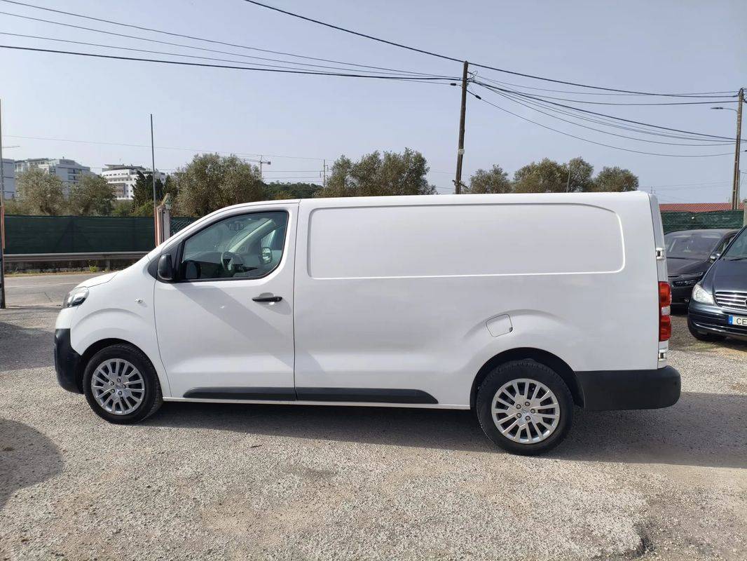 opel-vivaro-2021-diesel-1997cc