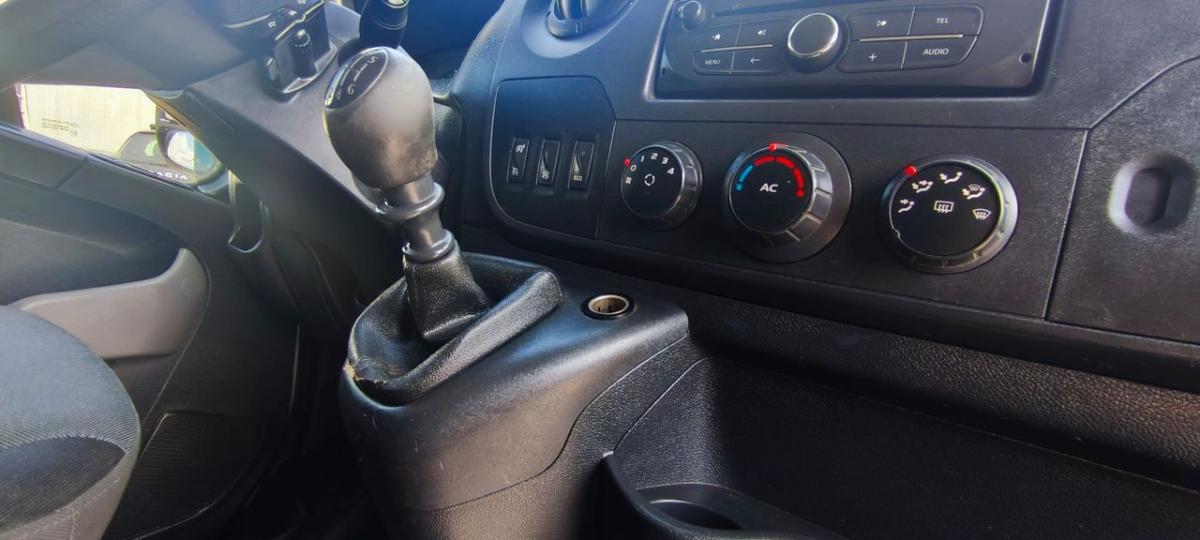 renault-master-2015-diesel-2299cc