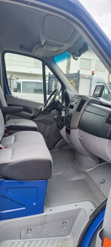 volkswagen-crafter-2012-diesel-2461cc