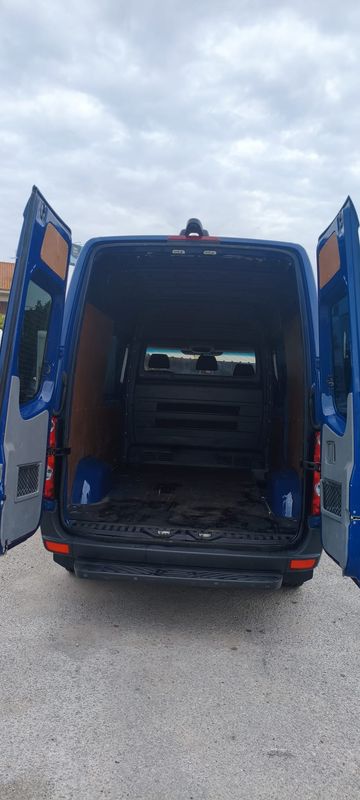 volkswagen-crafter-2012-diesel-2461cc