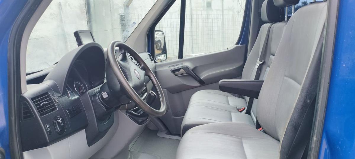 volkswagen-crafter-2012-diesel-2461cc