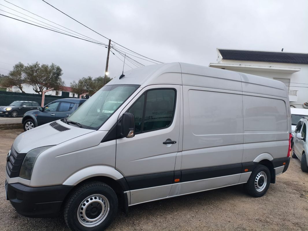 volkswagen-crafter-2016-diesel-1968cc