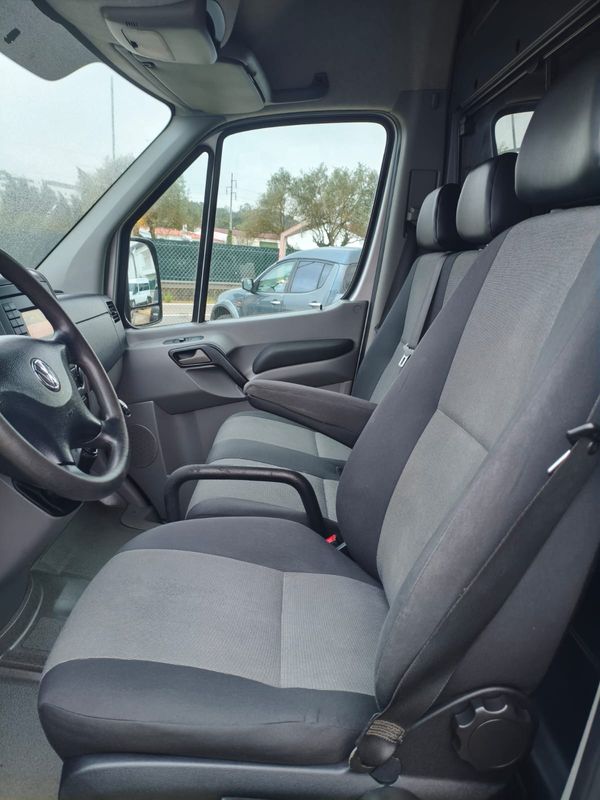 volkswagen-crafter-2016-diesel-1968cc