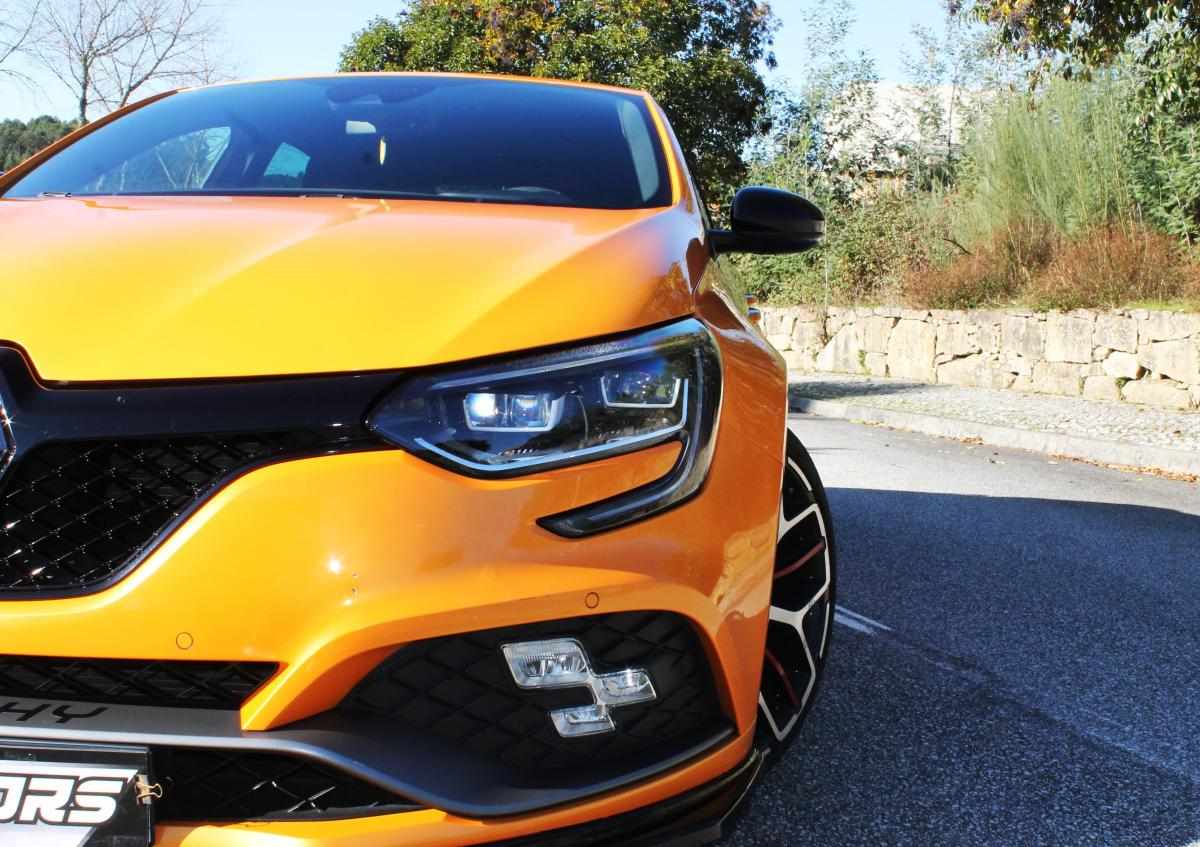 renault-megane-r-s-trophy-1-8-2019-gasolina-1798cc