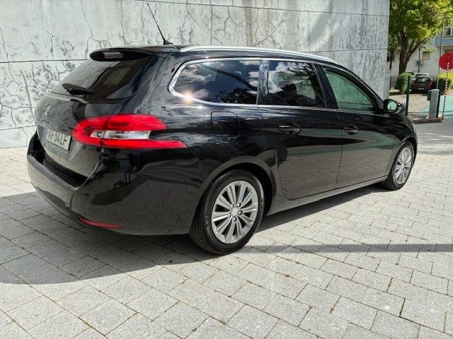 peugeot-308-sw-2021-diesel-1499cc