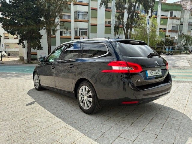 peugeot-308-sw-2021-diesel-1499cc