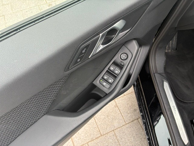 bmw-serie-1-2022-gasolina-1499cc