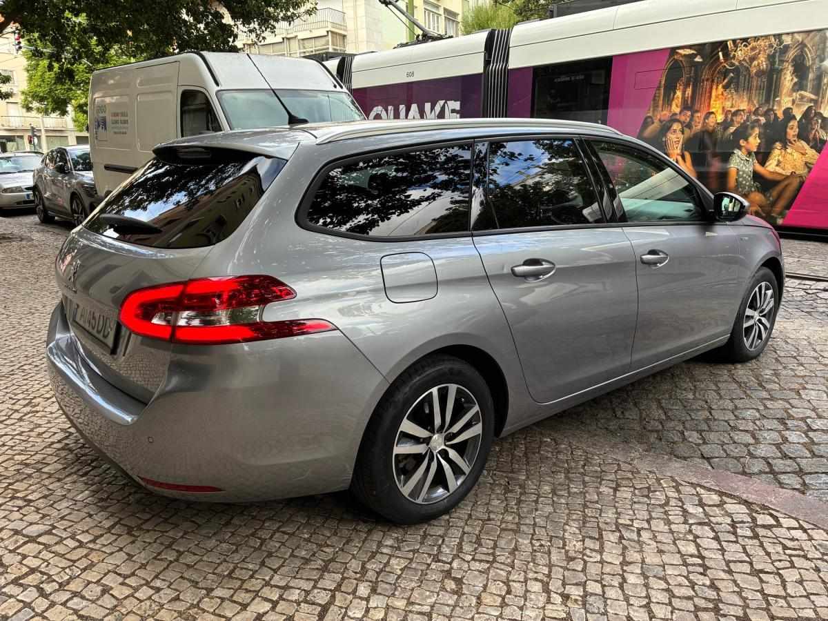 peugeot-308-sw-2021-diesel-1499cc