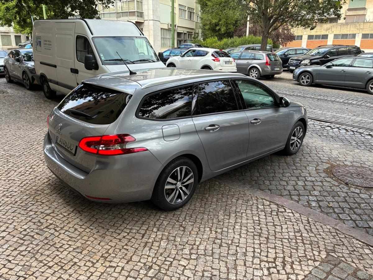 peugeot-308-sw-2021-diesel-1499cc