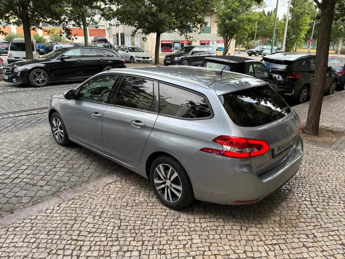 peugeot-308-sw-2021-diesel-1499cc