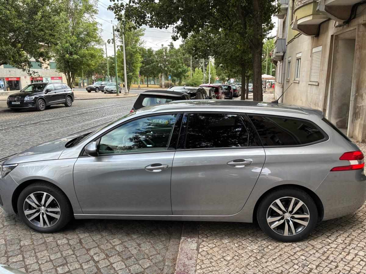 peugeot-308-sw-2021-diesel-1499cc