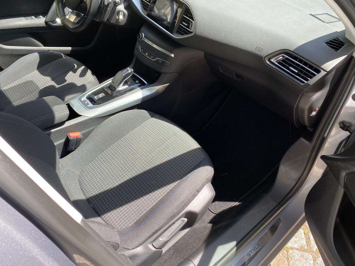peugeot-308-sw-2021-diesel-1499cc