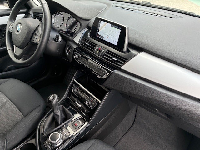 bmw-serie-2-2019-diesel-1496cc