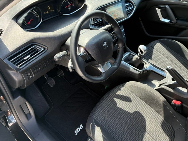 peugeot-308-sw-2017-diesel-1560cc
