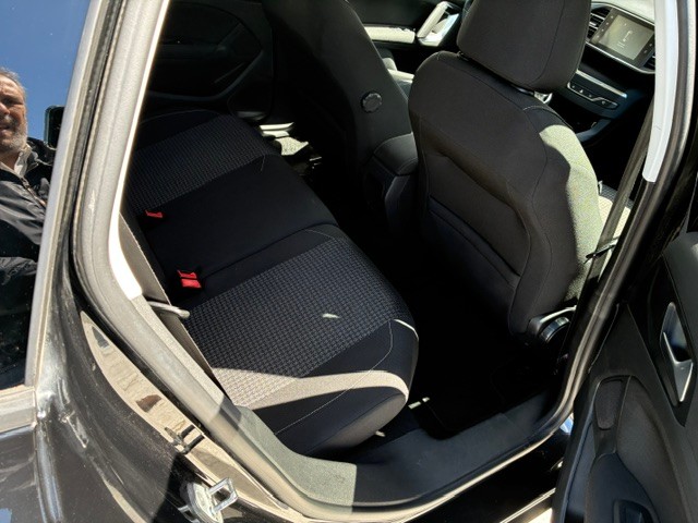 peugeot-308-sw-2017-diesel-1560cc