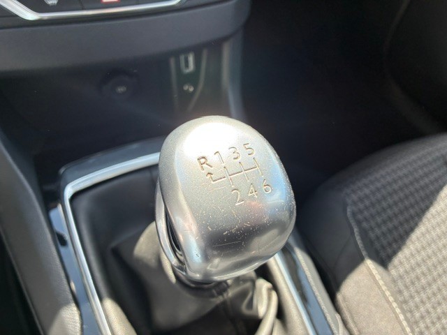 peugeot-308-sw-2017-diesel-1560cc