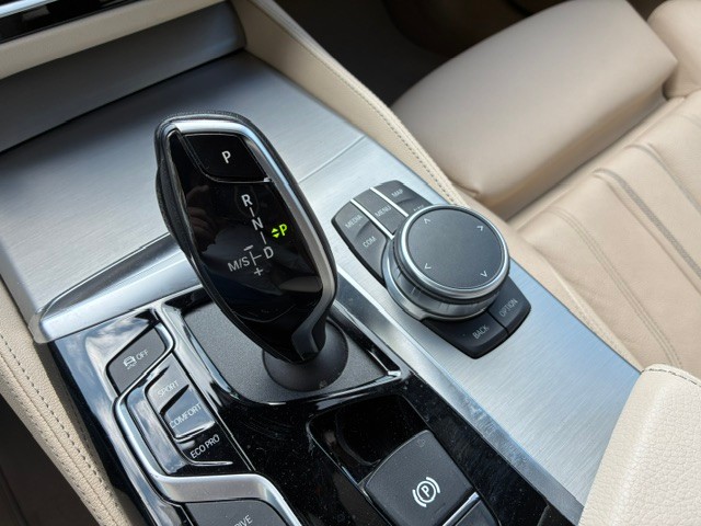 bmw-serie-5-2020-hibrido-a-gasolina-1998cc