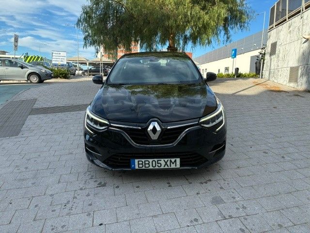 renault-megane-sport-tourer-2023-diesel-1461cc