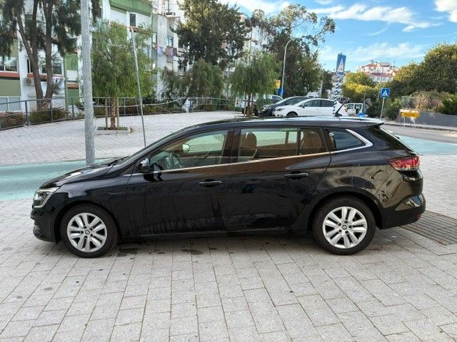 renault-megane-sport-tourer-2023-diesel-1461cc