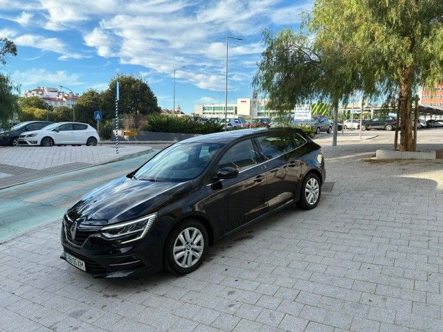 renault-megane-sport-tourer-2023-diesel-1461cc