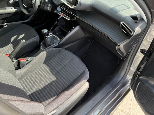 peugeot-208-2023-gasolina-1199cc