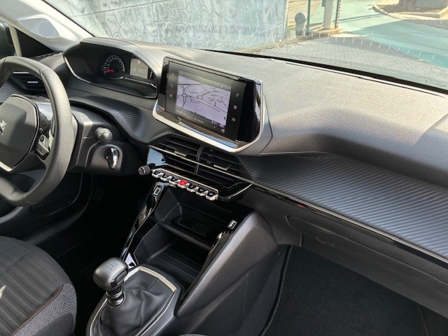 peugeot-208-2023-gasolina-1199cc