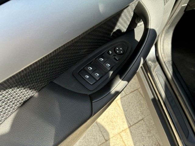 bmw-x1-2022-diesel-1496cc