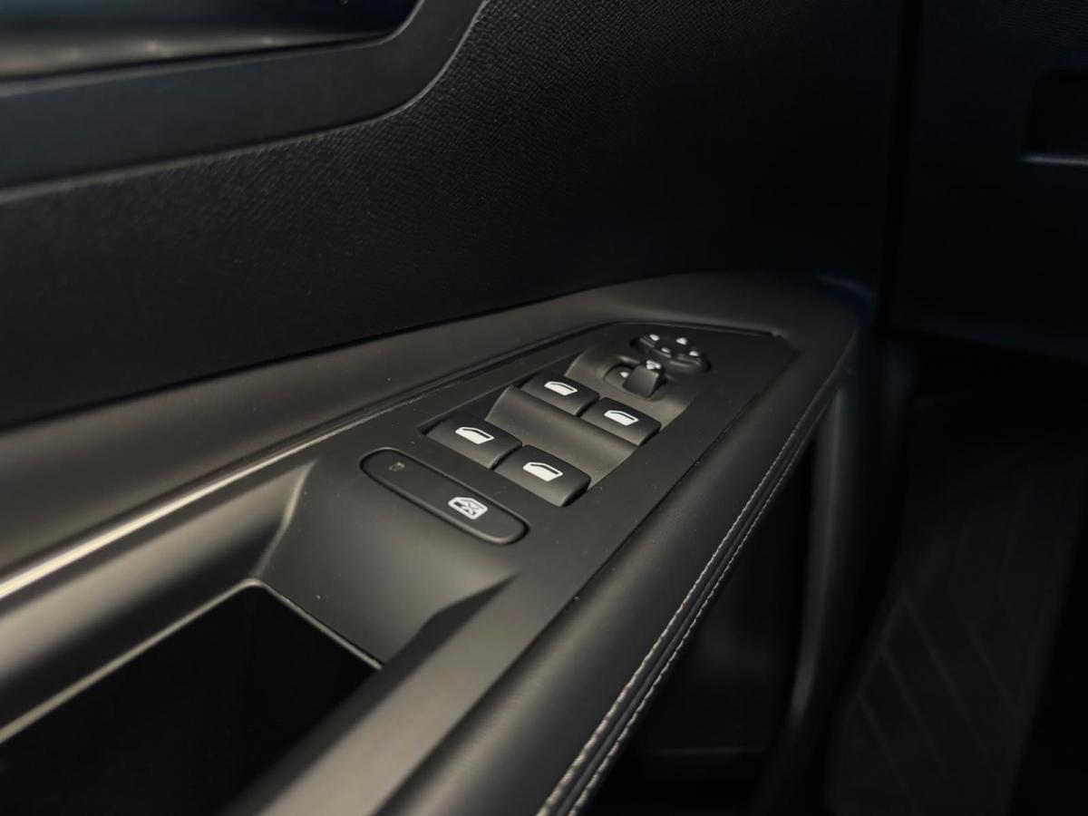 peugeot-3008-2018-gasolina-1199cc