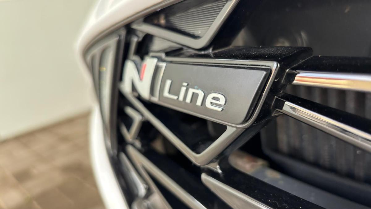 hyundai-i10-2023-gasolina-998cc