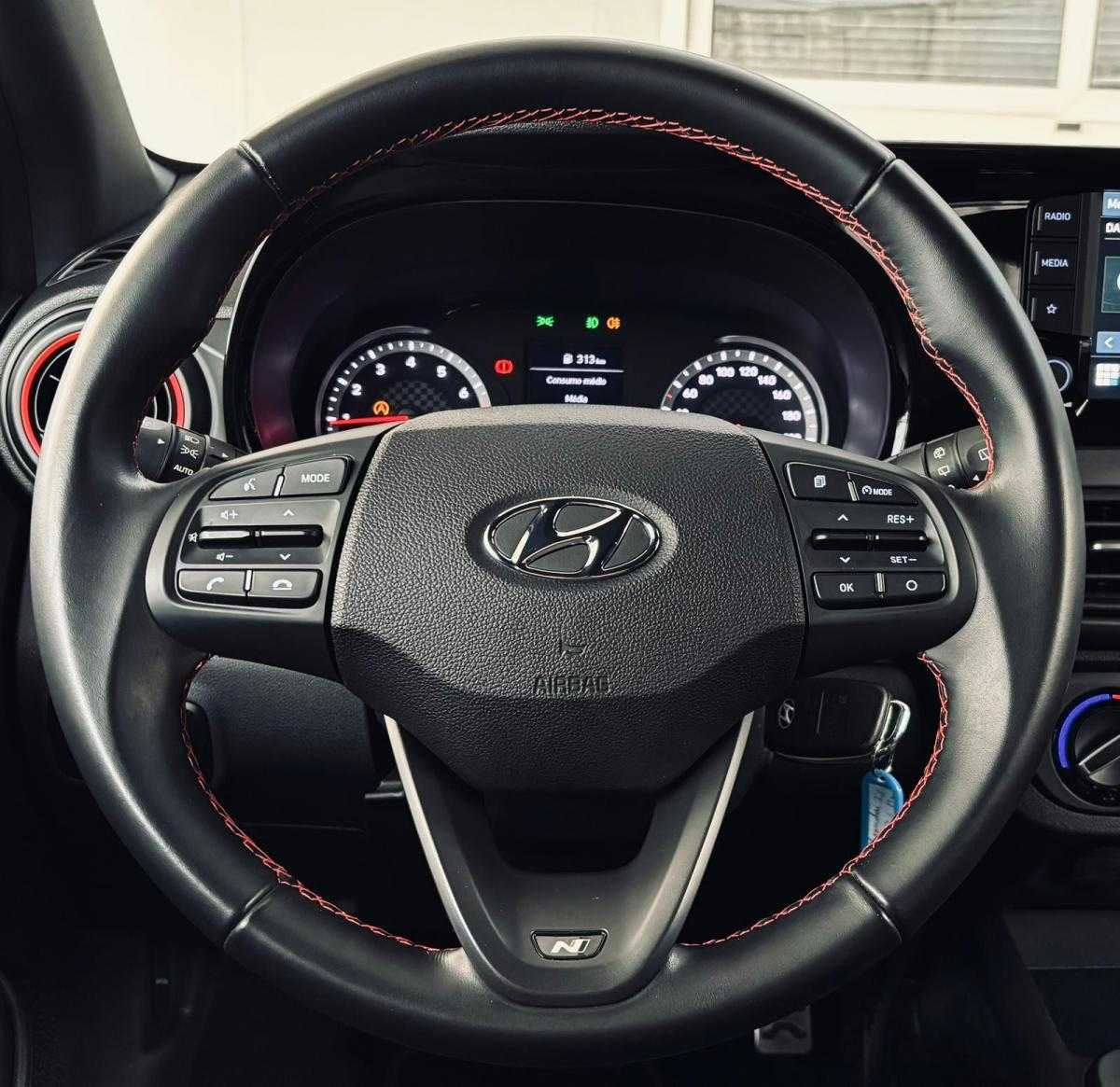 hyundai-i10-2023-gasolina-998cc