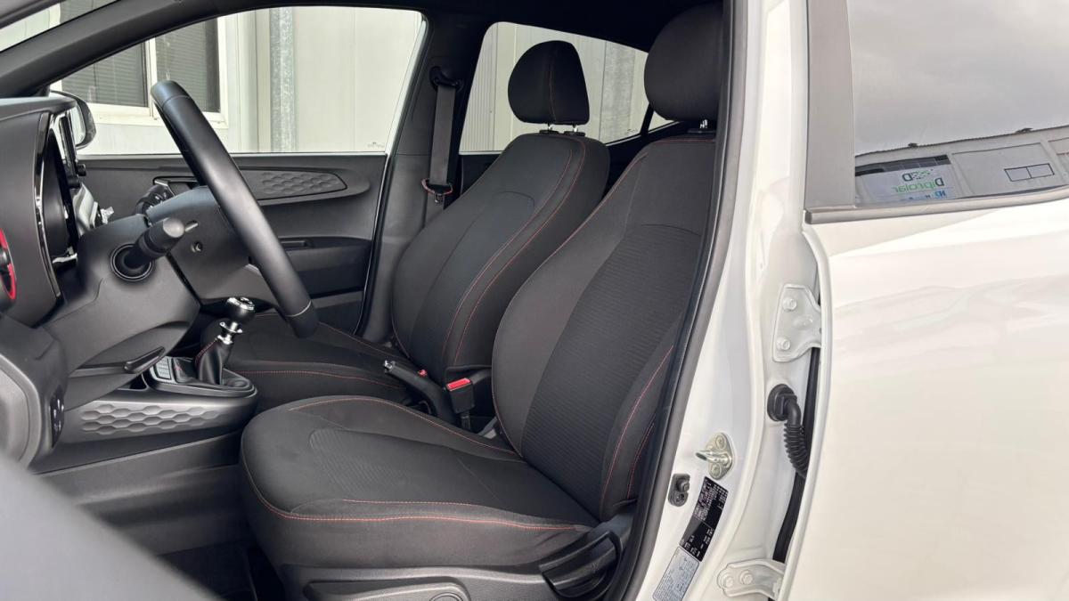 hyundai-i10-2023-gasolina-998cc