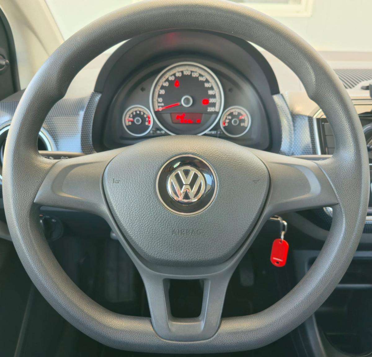 volkswagen-up-2016-gasolina-999cc