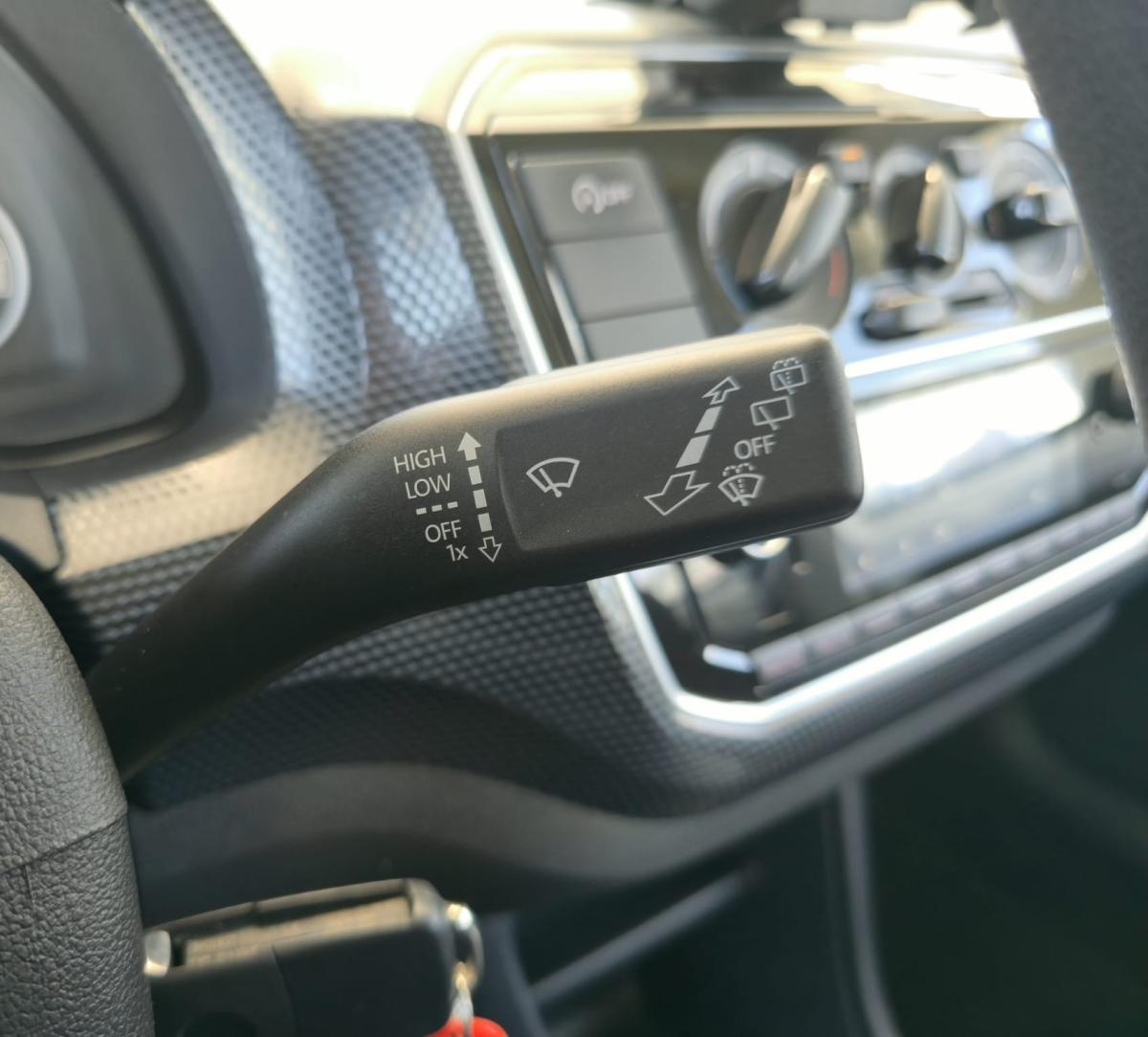 volkswagen-up-2016-gasolina-999cc