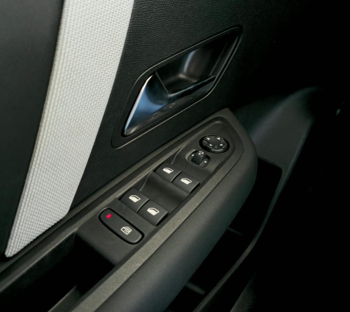 citroen-c4-2025-gasolina-1199cc