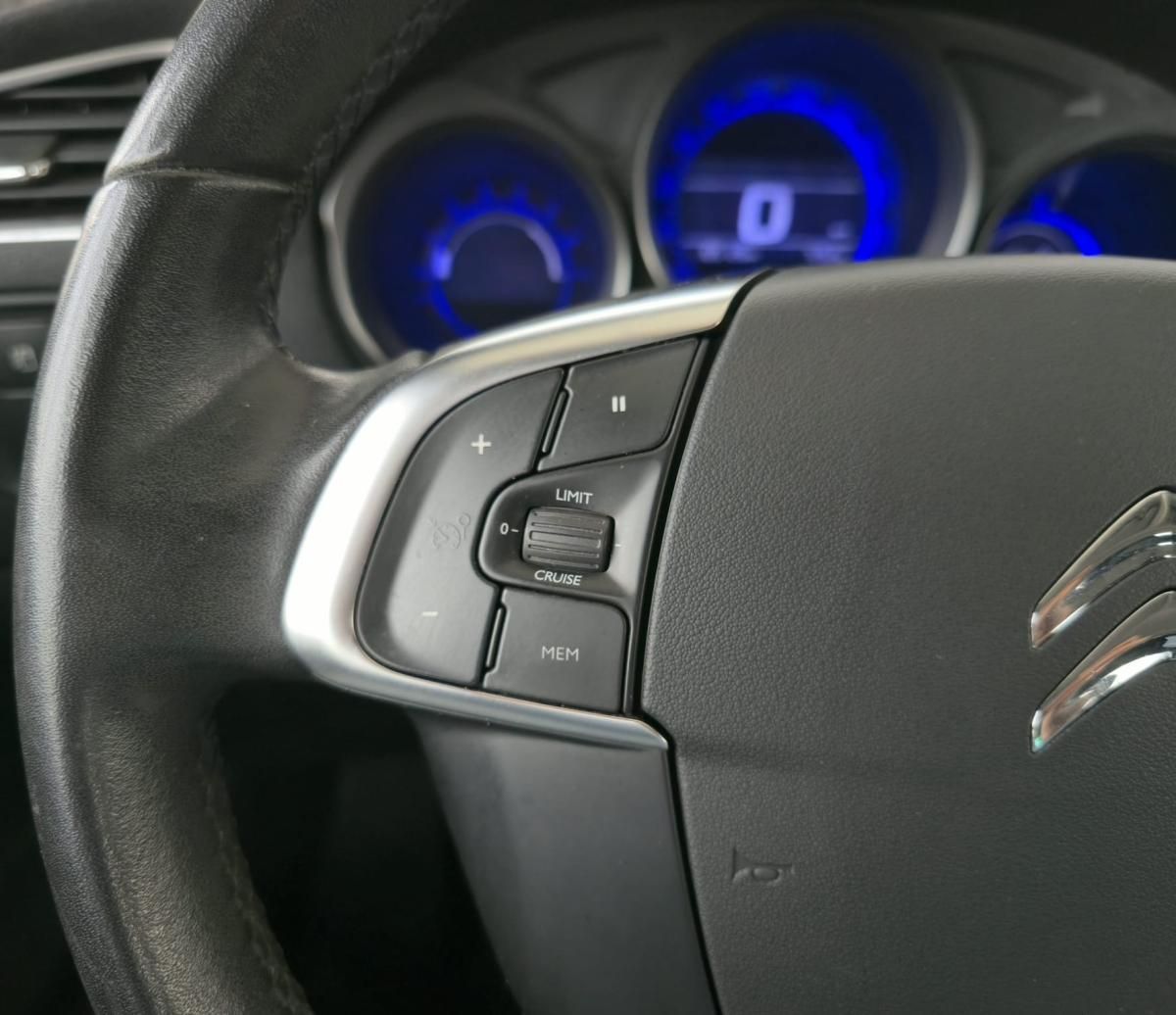 citroen-c4-2013-diesel-1560cc
