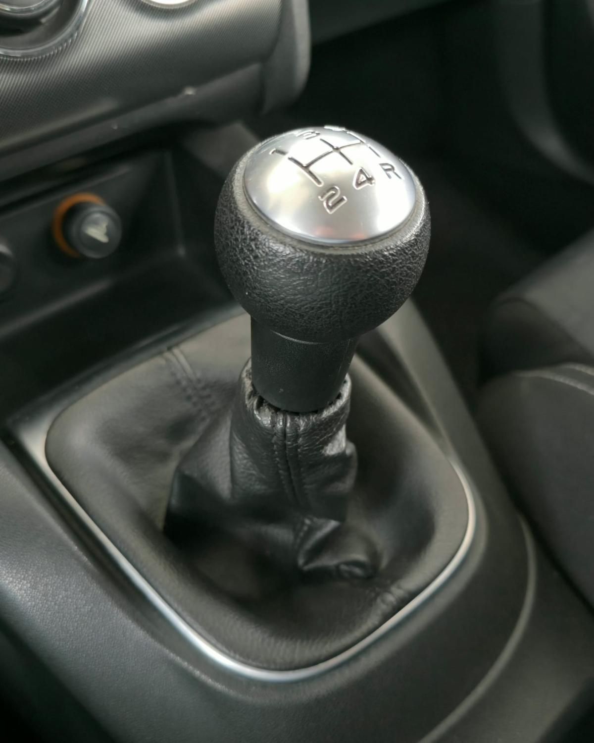 citroen-c4-2013-diesel-1560cc