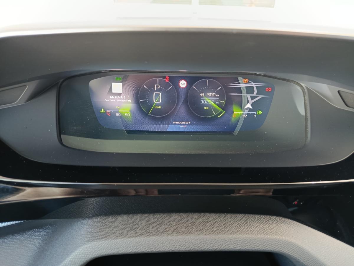peugeot-308-2023-gasolina-1199cc