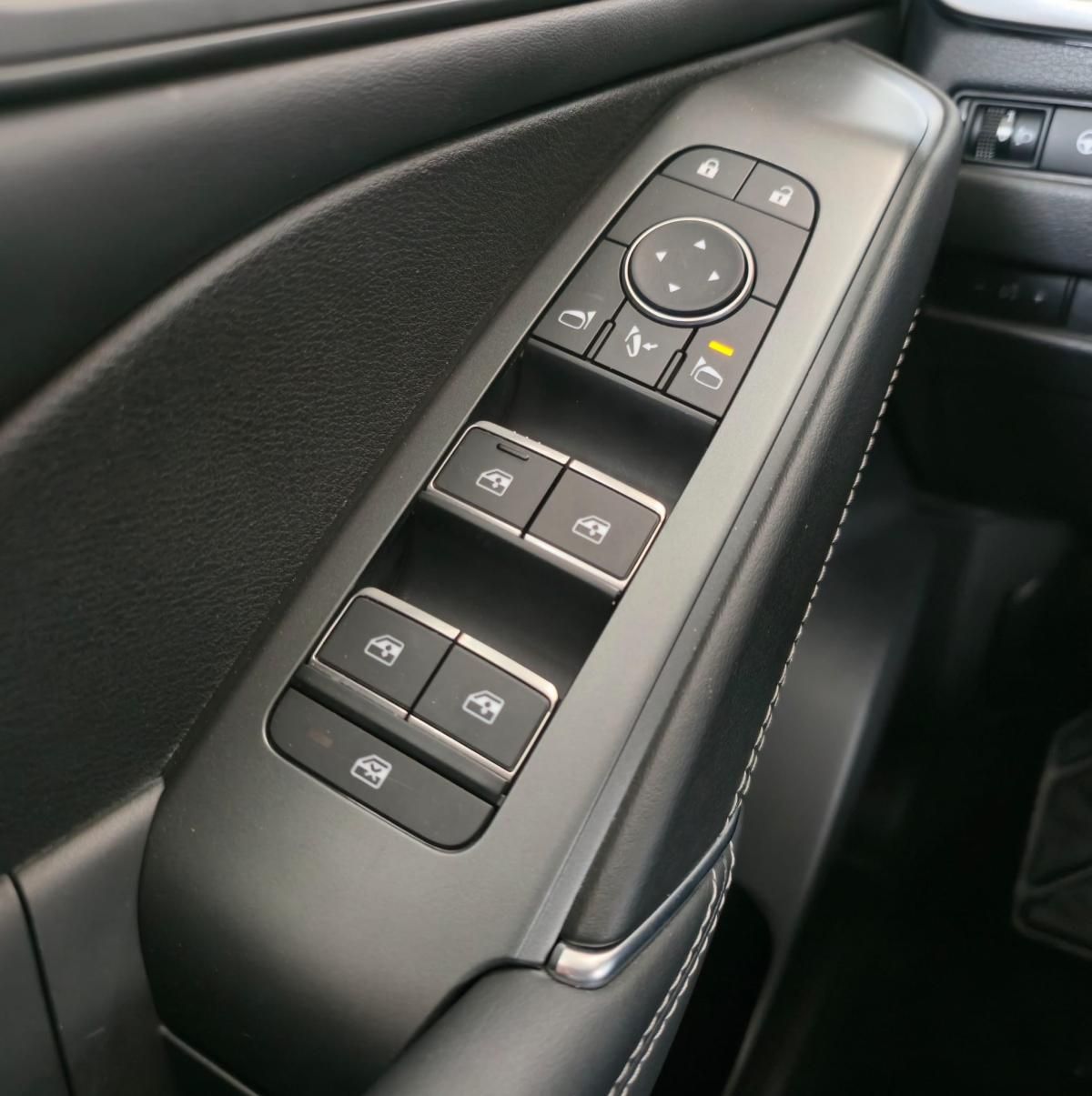 nissan-qashqai-2025-hibrido-a-gasolina-1332cc