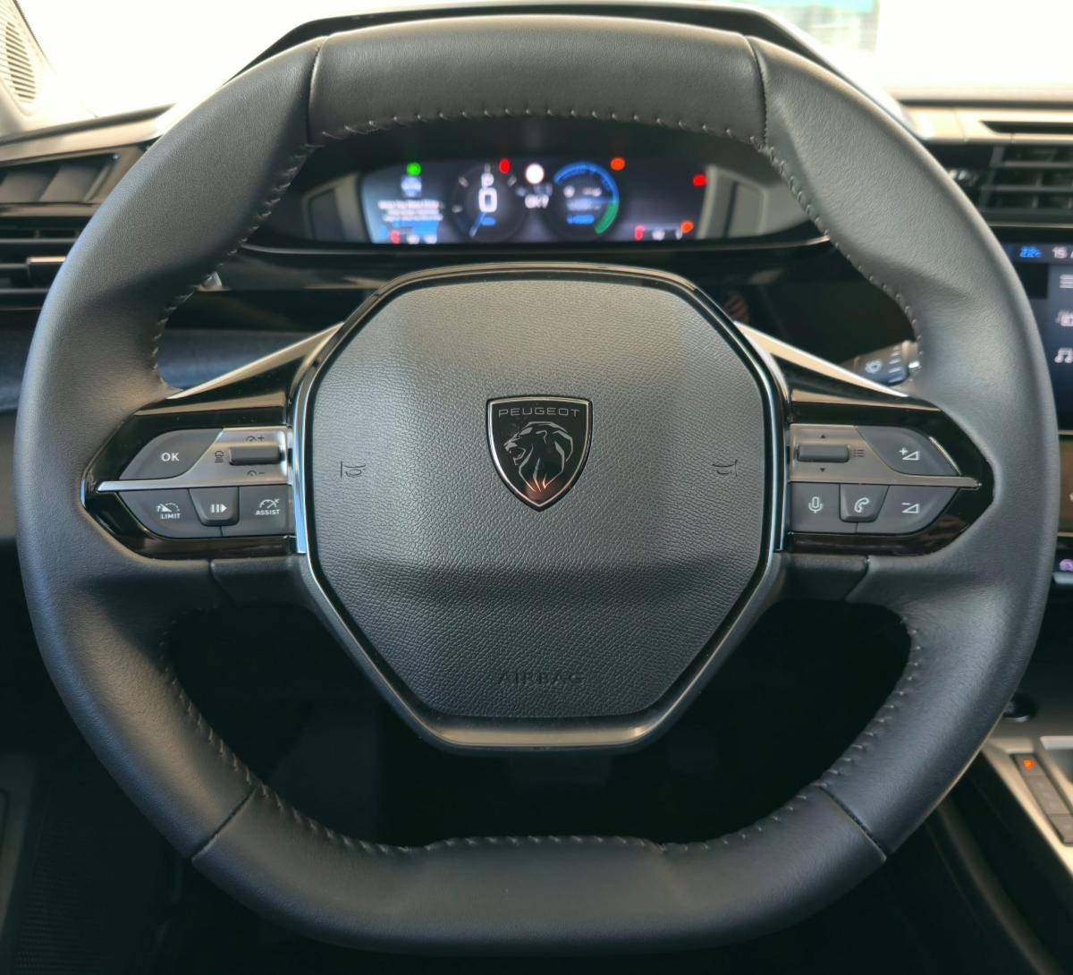 peugeot-308-sw-2025-hibrido-a-gasolina-1199cc